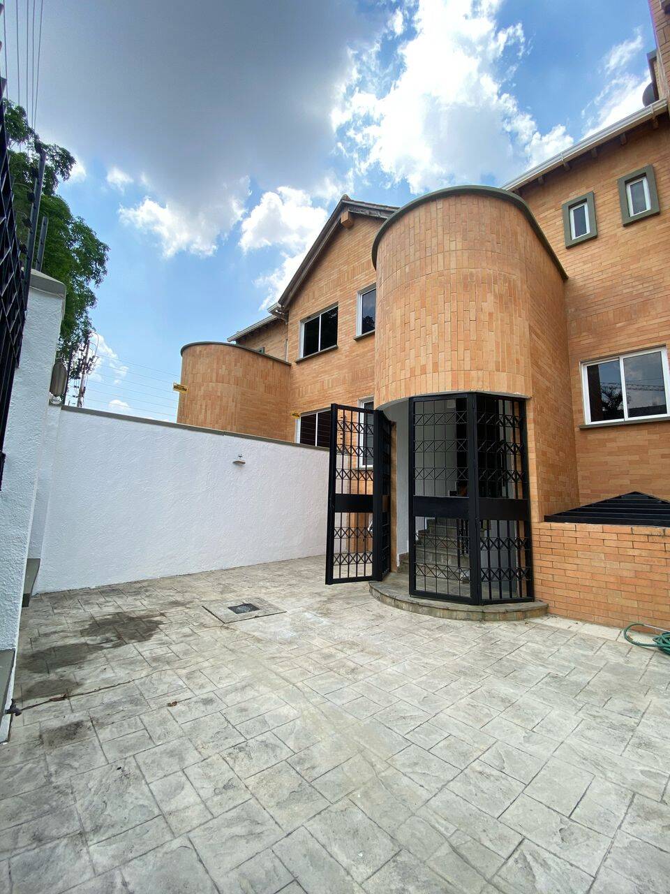 276739 Alquiler bello Townhouse en Villas del Country, terrazas del country, Guataparo, Valencia, ve