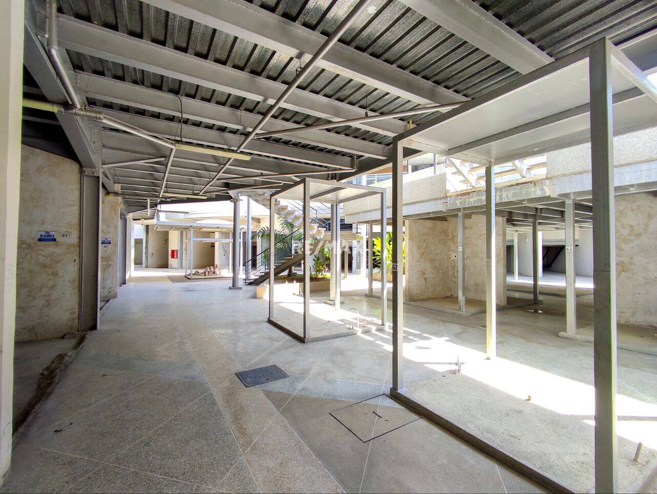 277264  En venta excelente local comercial 70m2, en obra gris, ubicado en Planta Baja PB, se encuent