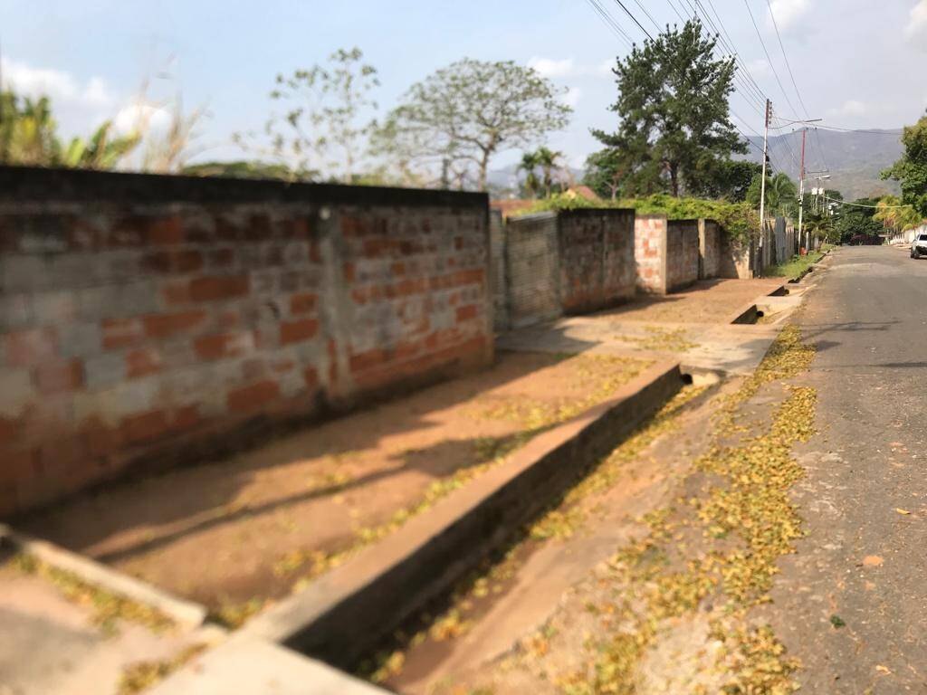269376  En Venta Parcela mini fincas El Solar 2.275 mt2, Guataparo, Valencia, Carabobo. Remate